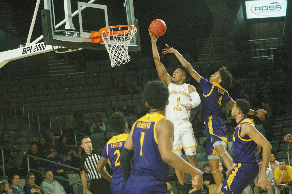 Mountaineers Topple East Carolina 68 62 Asu Sports Wataugademocrat Com