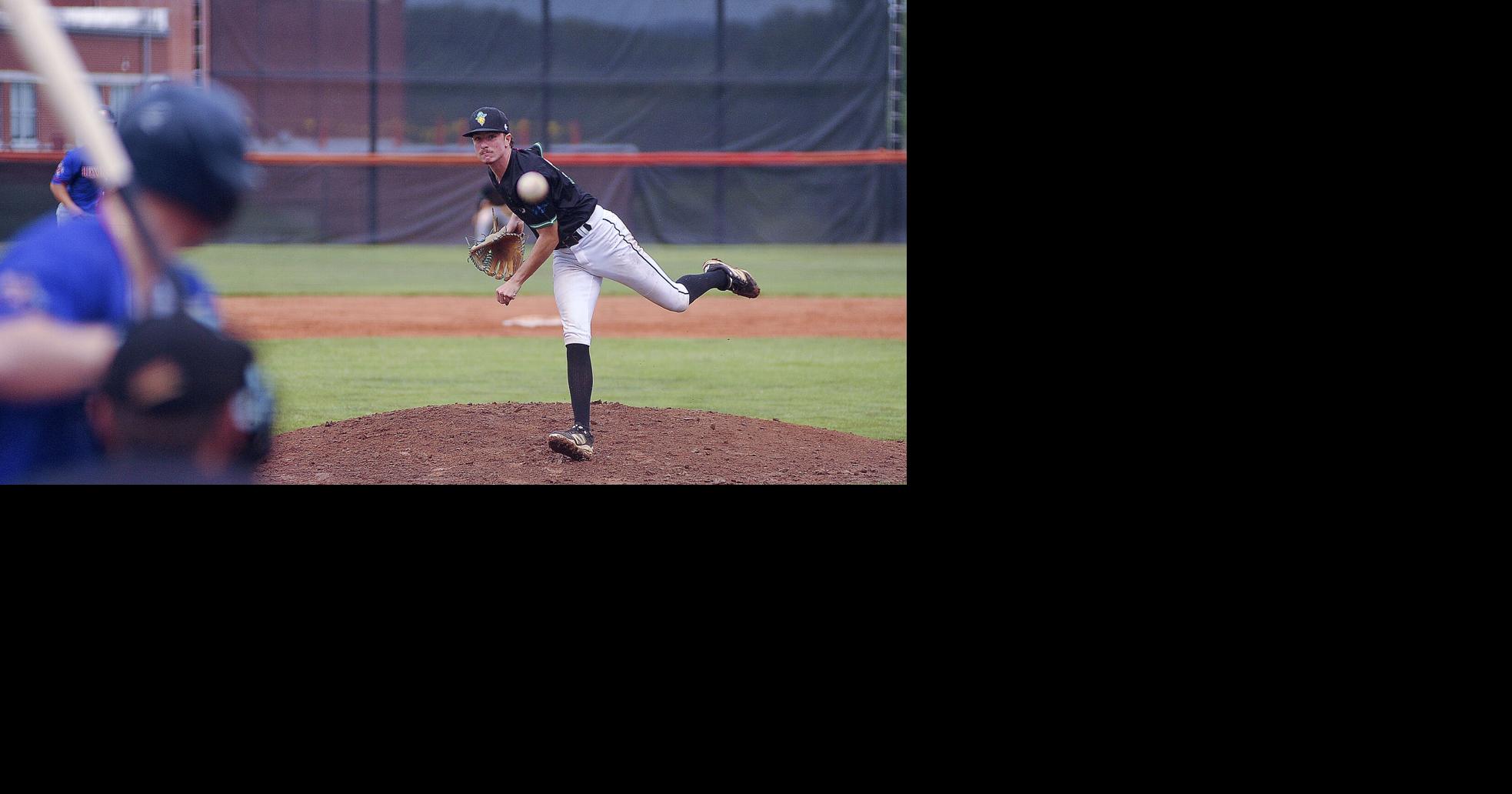 Read moreMoonshiners score playoff road win, fall at Flying Pigs