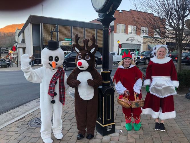 West Jefferson celebrates lighting of downtown Christmas tree