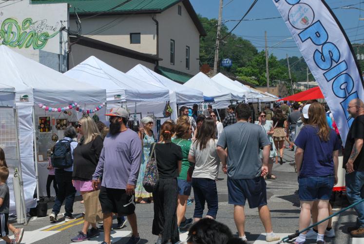Boonerang deemed a hit as 10,000 people gather in downtown Boone