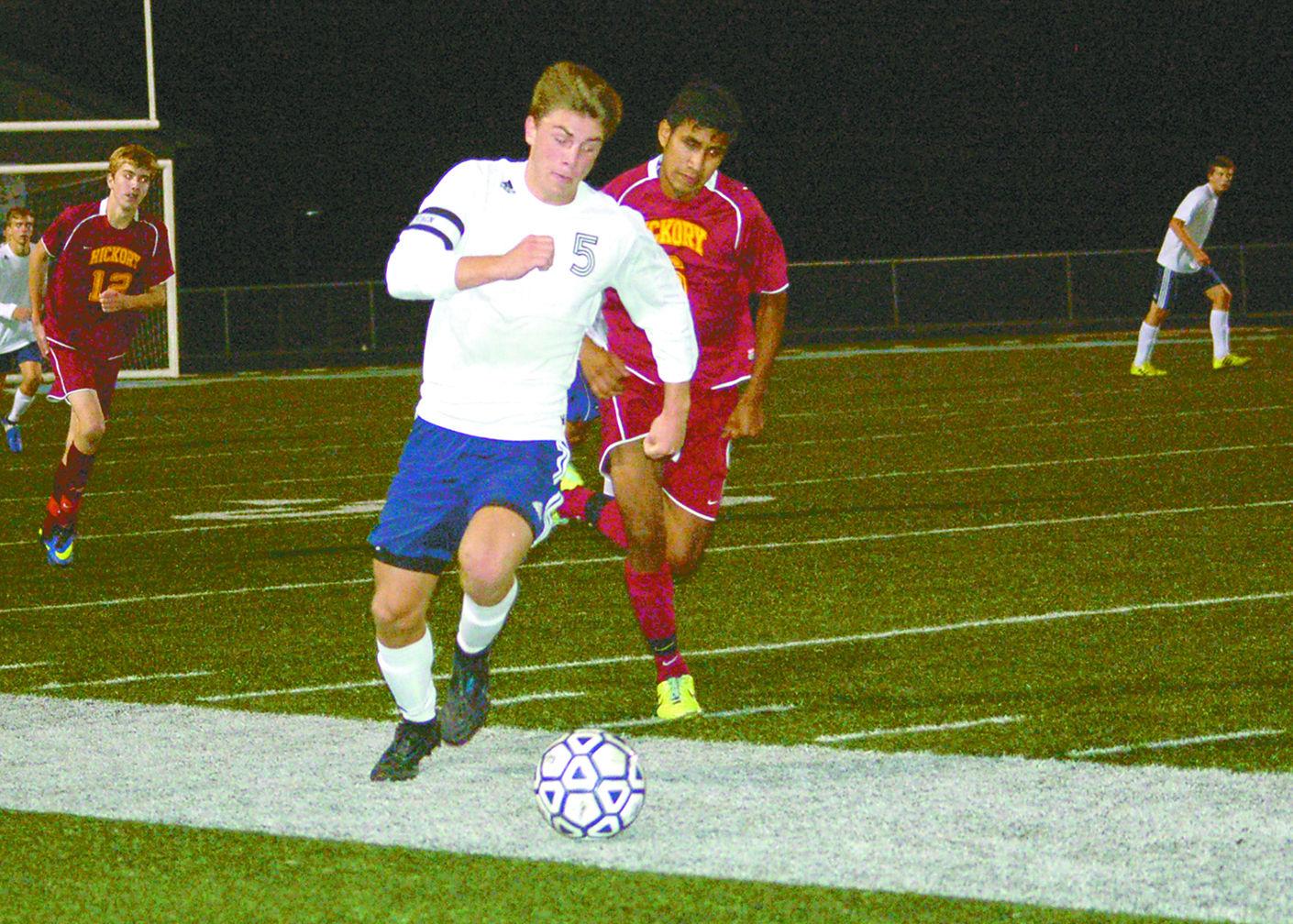 Pioneers get scoreless tie with Hickory in boys' soccer Sports