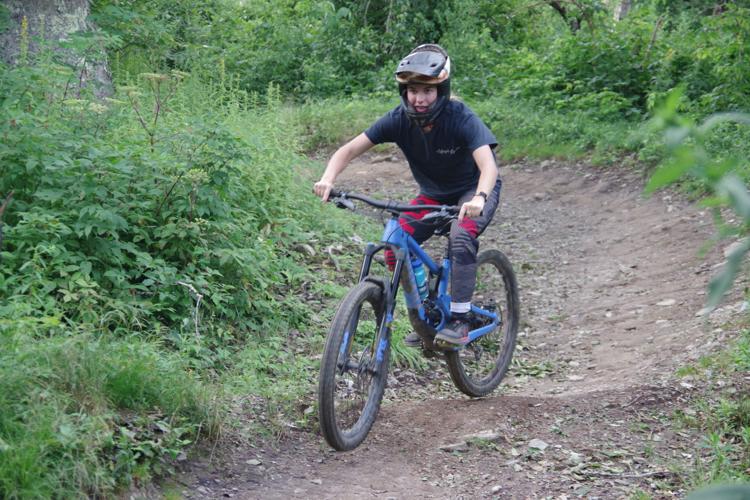 Sugar Mountain hosts women's mountain bike clinic Local News