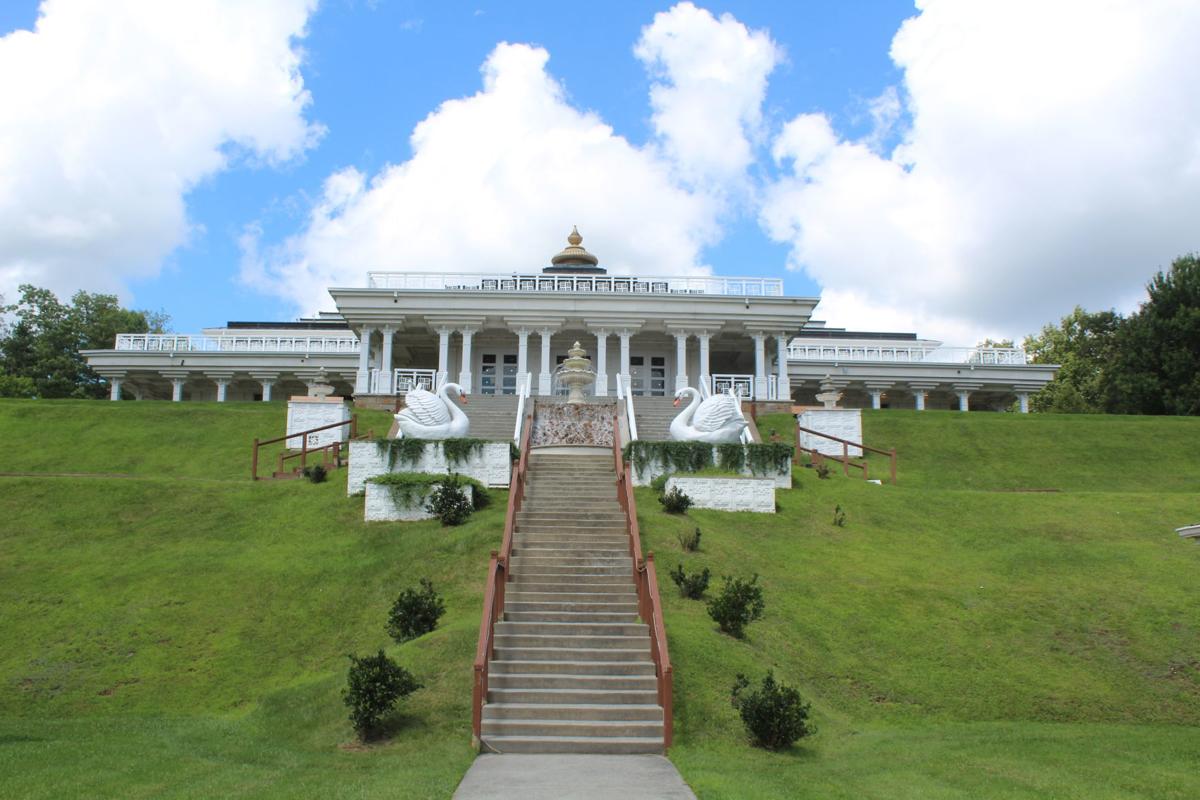Harvard chaplain brings Buddhist meditation to Boone