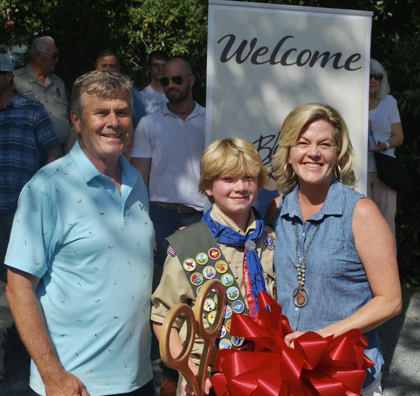 Local teenager opens high-end consignment store in Blowing Rock