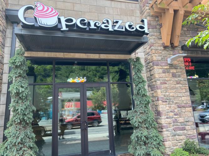 Cupcrazed Cakery opens on Blowing Rock Road Main Street