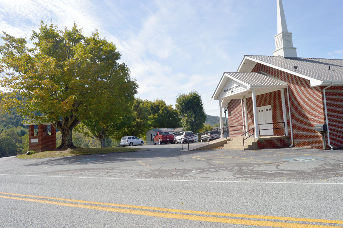 Country church comes to Blowing Rock Community