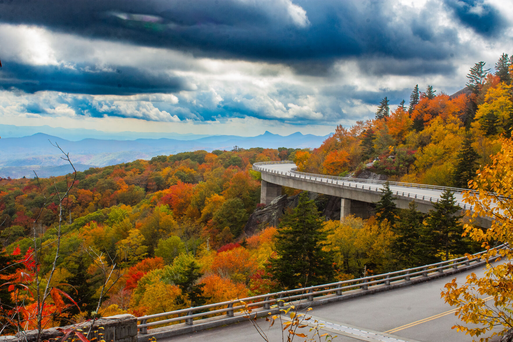 Rising Ridge Height Blue Ridge Rising receives votes of support from Blue Ridge Parkway’s ...
