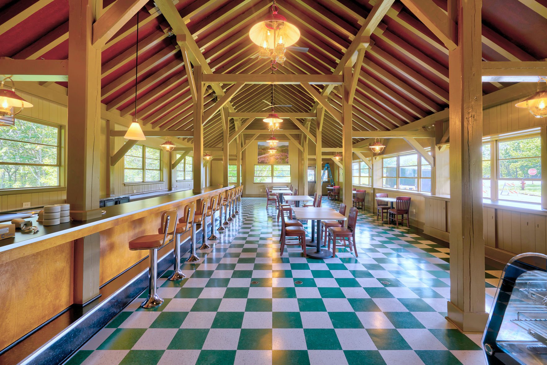 The Bluffs Restaurant On Blue Ridge Parkway To Reopen Aug 22 Main   5f36fb93a2795.image 