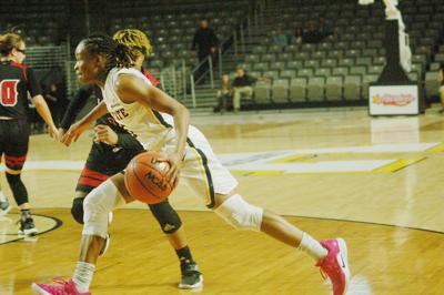 App State S Women S Basketball Team Rewards Seniors With Easy Win