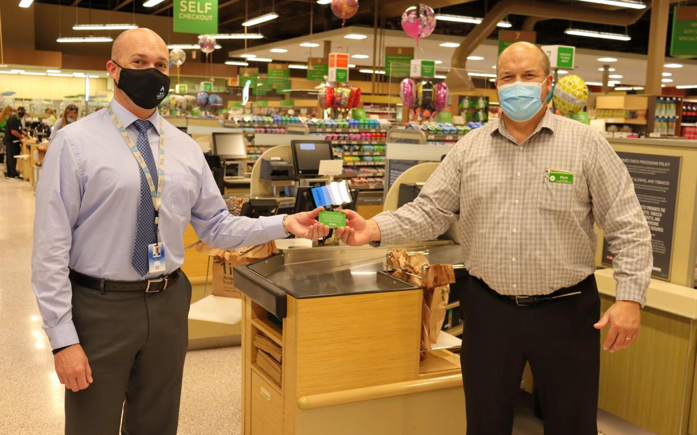 Publix donates $10,000 in gift cards to Watauga teachers, staff | Local  News | wataugademocrat.com