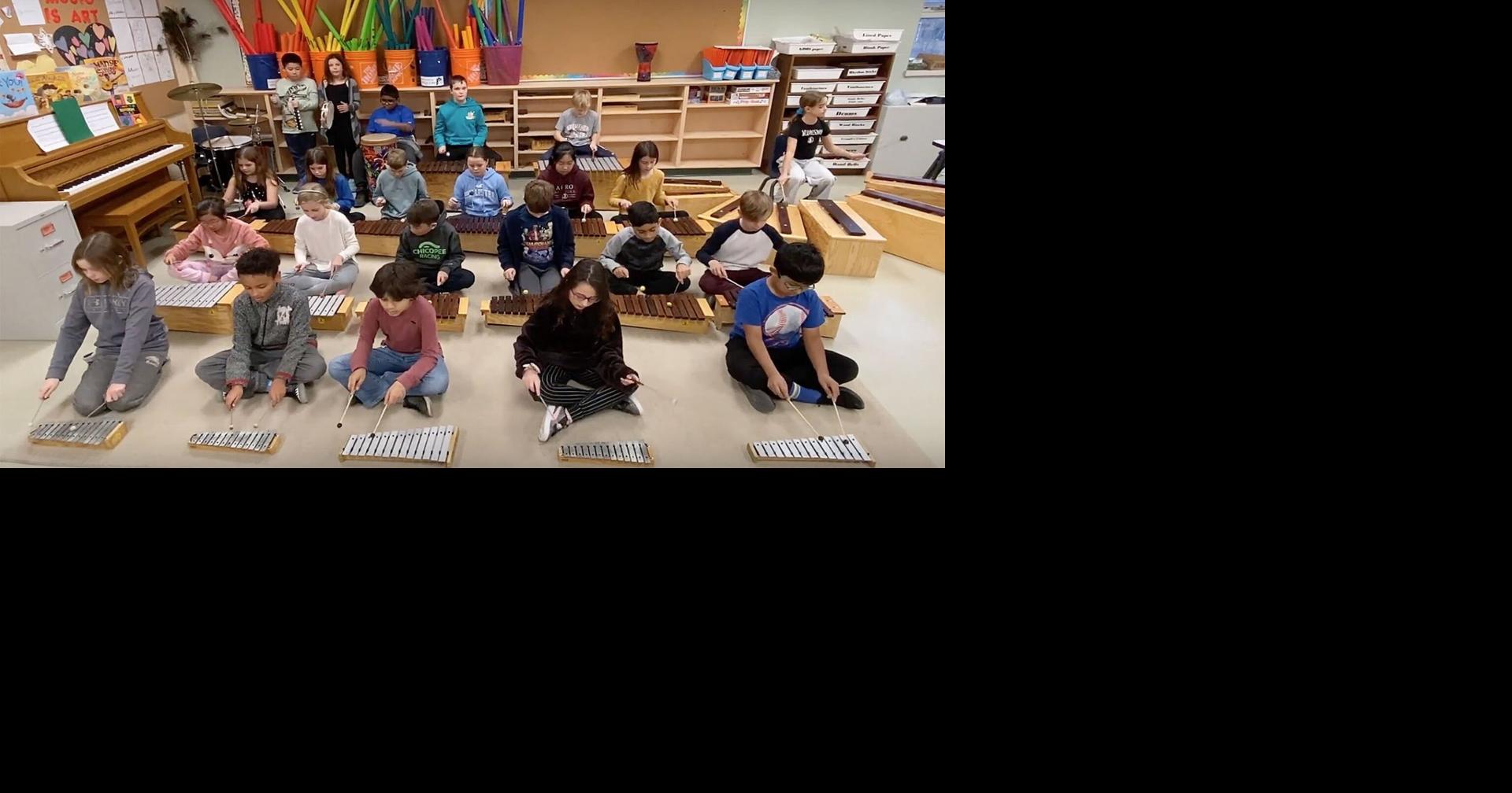 Instrumental rendition of Drake track makes Waterloo elementary school a finalist for CBC music prize