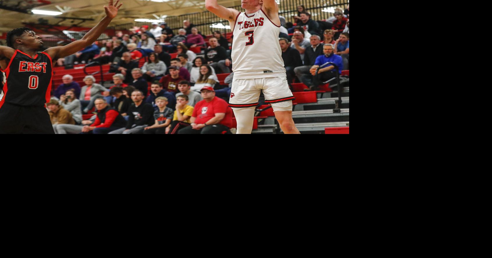 High School Boys’ Basketball Bear leads Cedar Falls over Wahlert Catholic