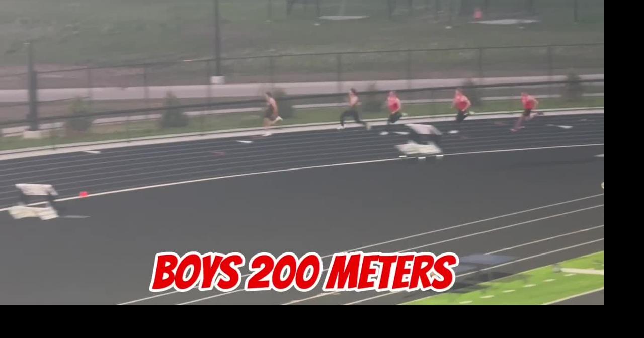 Marcus Tomlyanovich wins boys 200 meters at CF Meet