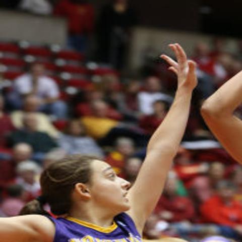 Iowa State Women S Basketball Young Cyclones Have Lofty Goals