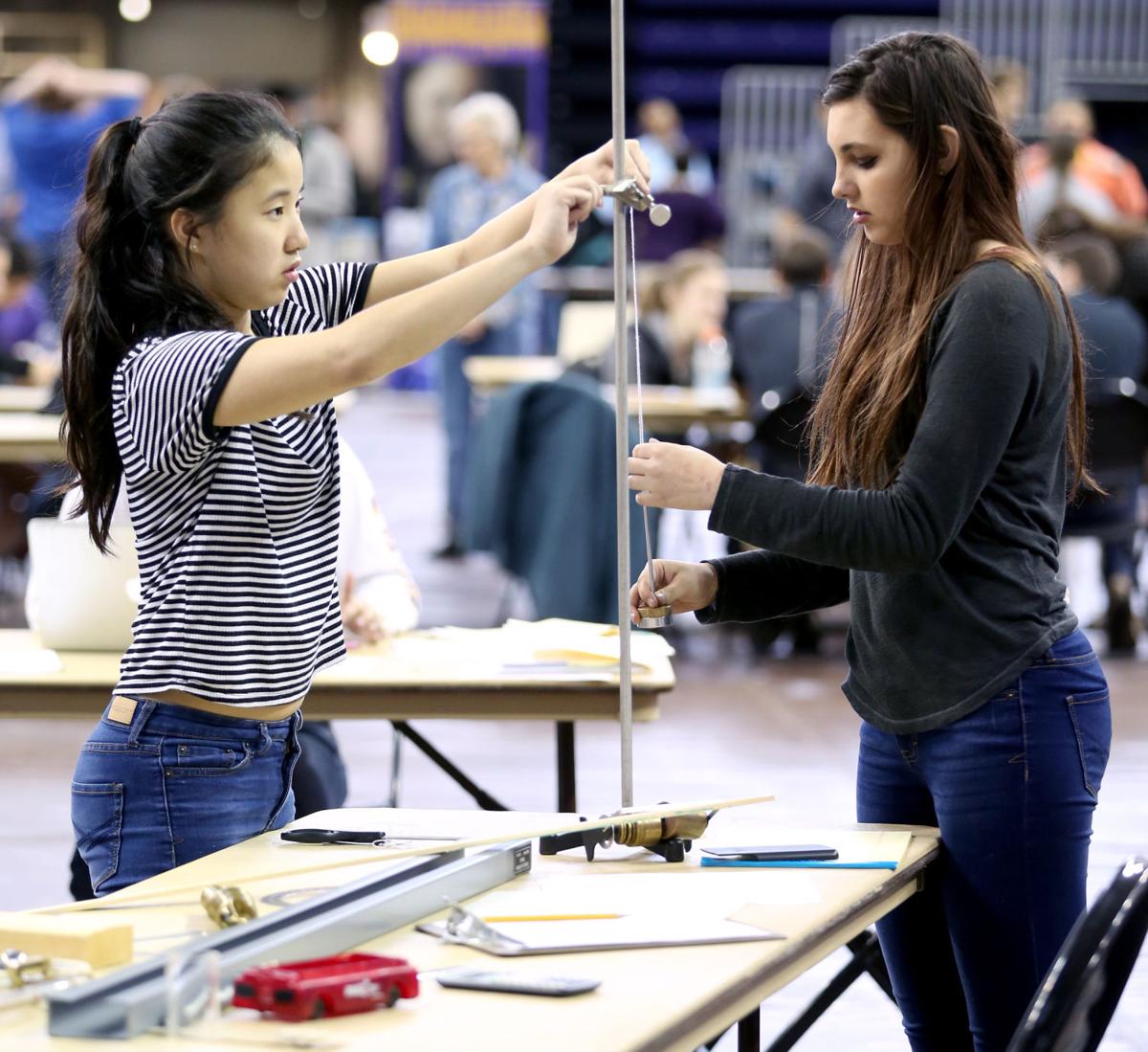 Cedar Falls, Jesup, Denver among regional physics competition winners Education News