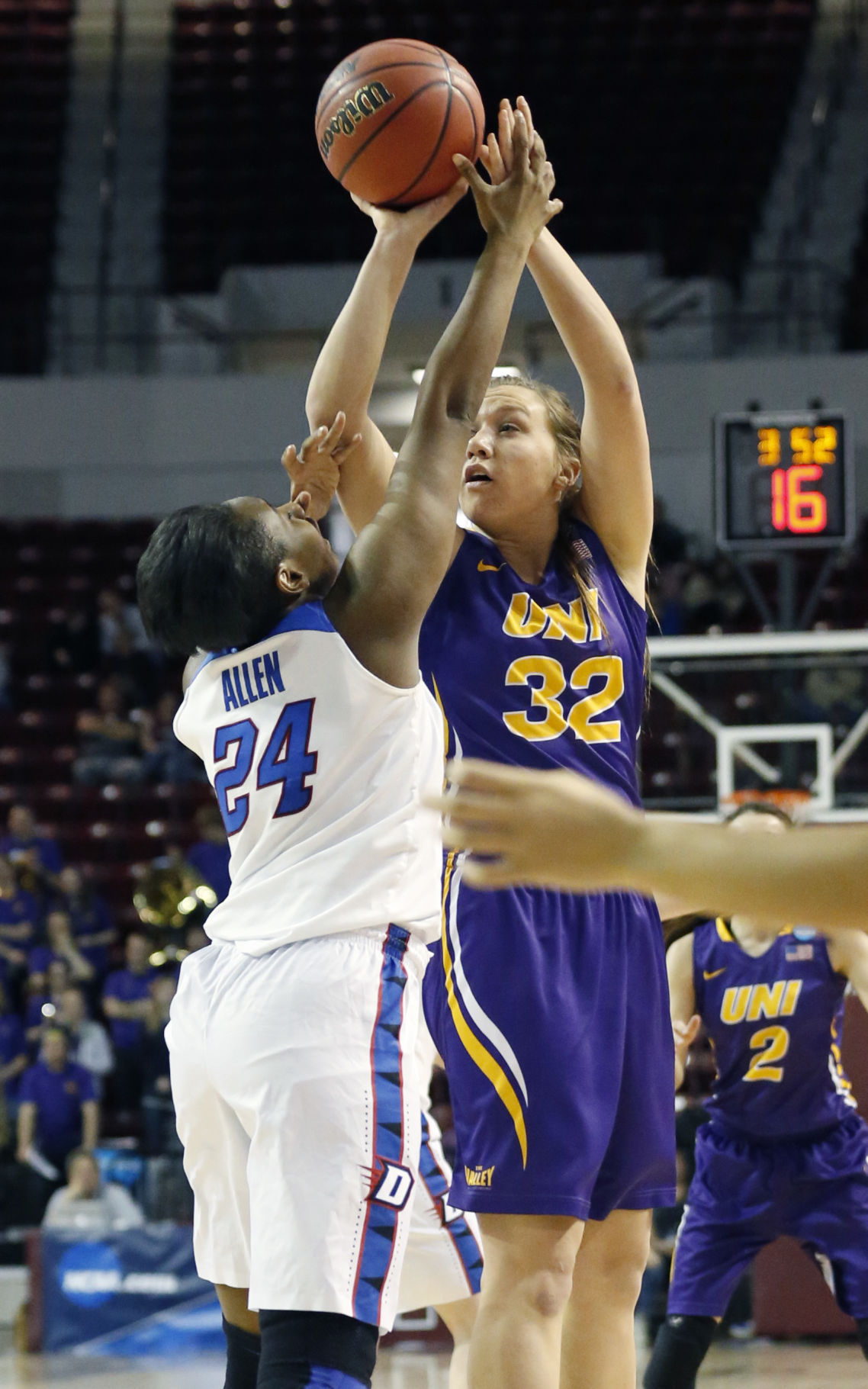 031717mp-NCAA-uni-DePaul-Basketball-10