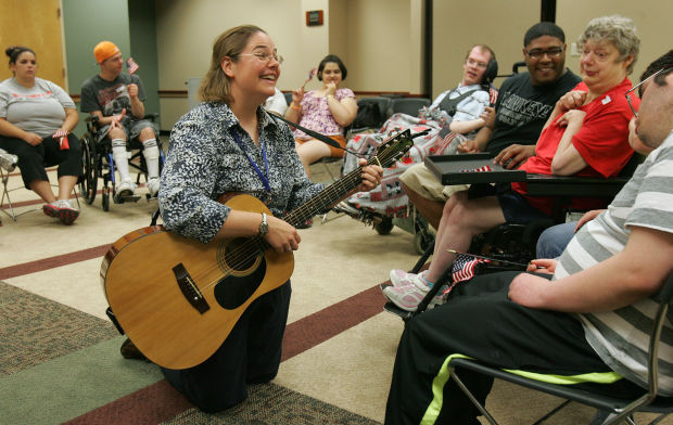 080814dm-music-therapy-5