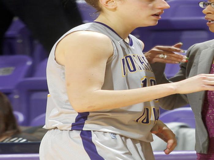 Update Illinois State Holds Off Uni Women 66 61 Womens
