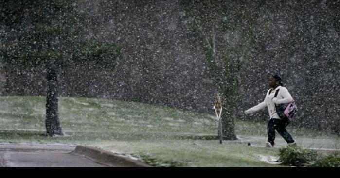 This is May? Snow, cold afflict Iowa