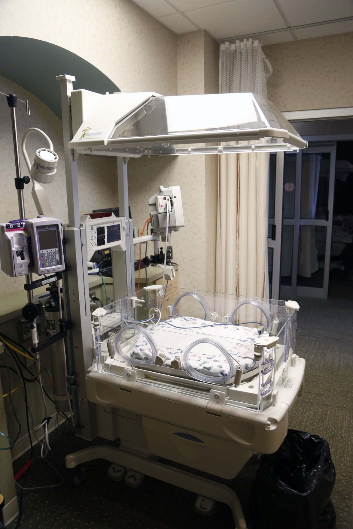 Giraffe Nicu Bed Cost