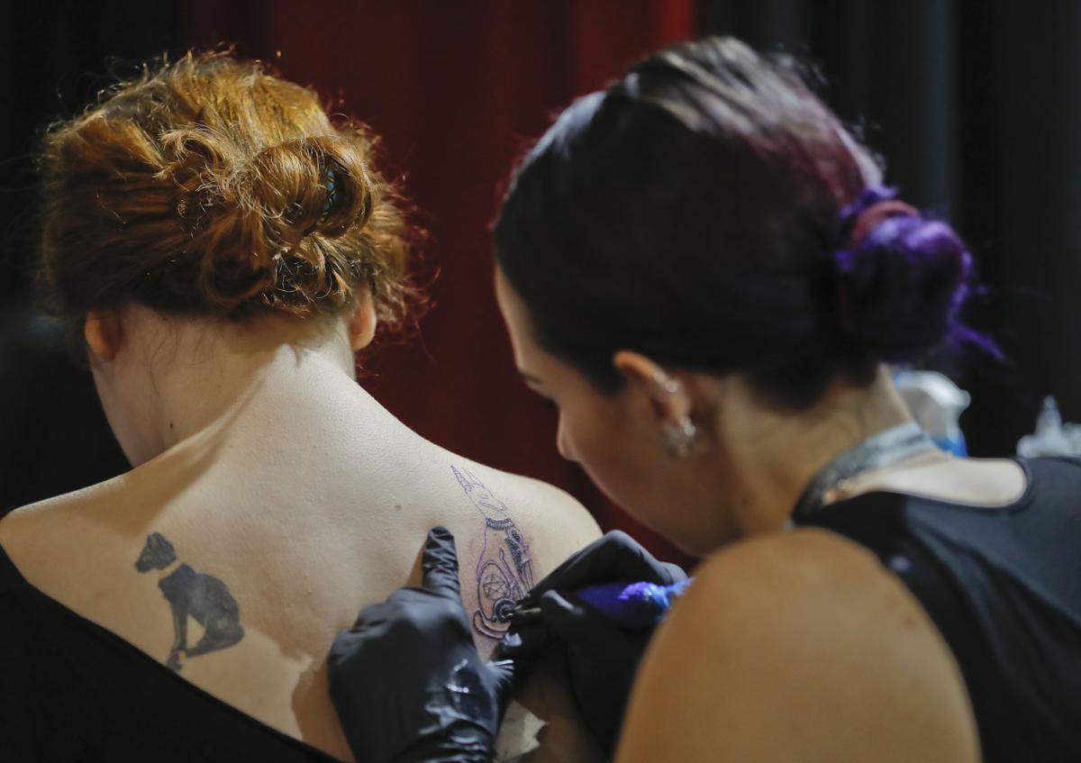 Photos Artists Show Off Skills At International Tattoo Convention Lifestyles Wcfcourier Com