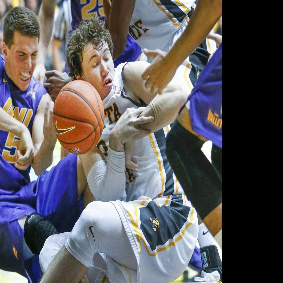 Update Shocker Uni Beats Wichita St On The Road 53 50 Men S