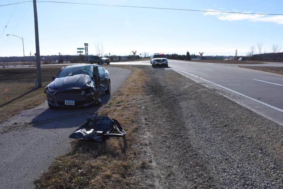 Waterloo woman airlifted to Iowa City in Highway 63 crash Local News