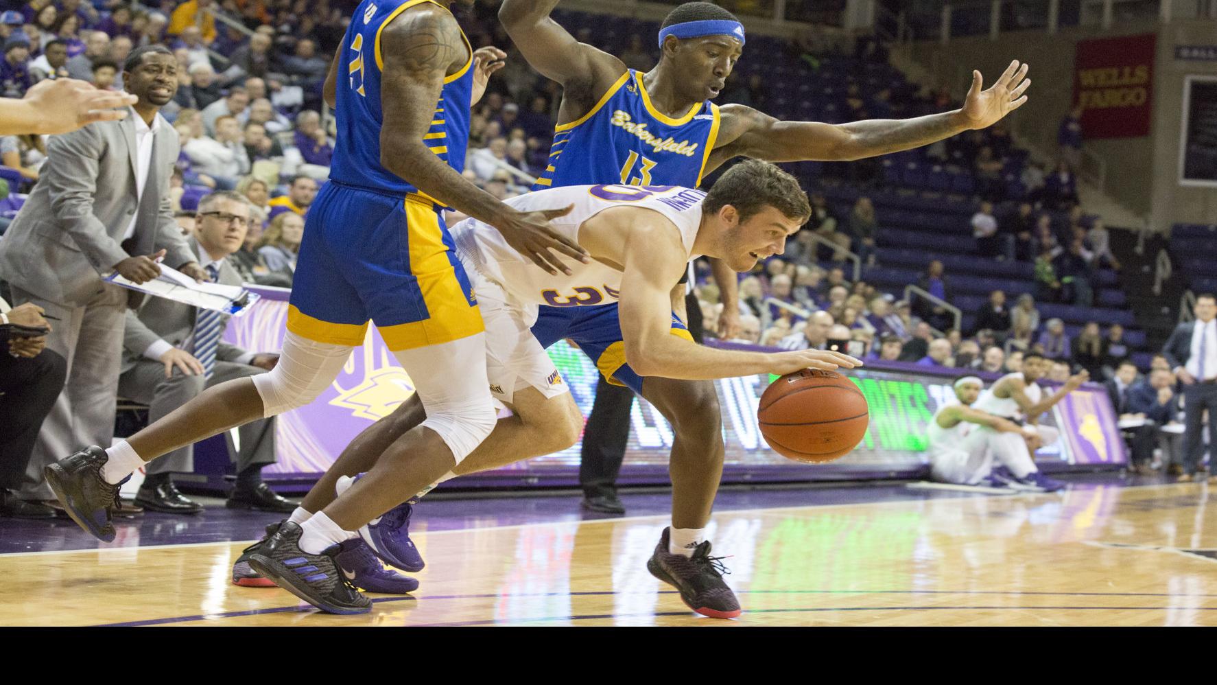 College Men S Basketball Uni Ices Bakersfield Men S Basketball Wcfcourier Com
