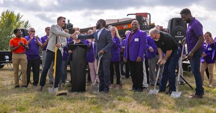 Waterloo holds groundbreaking on municipal fiber network project Waterloo holds groundbreaking on municipal fiber network project