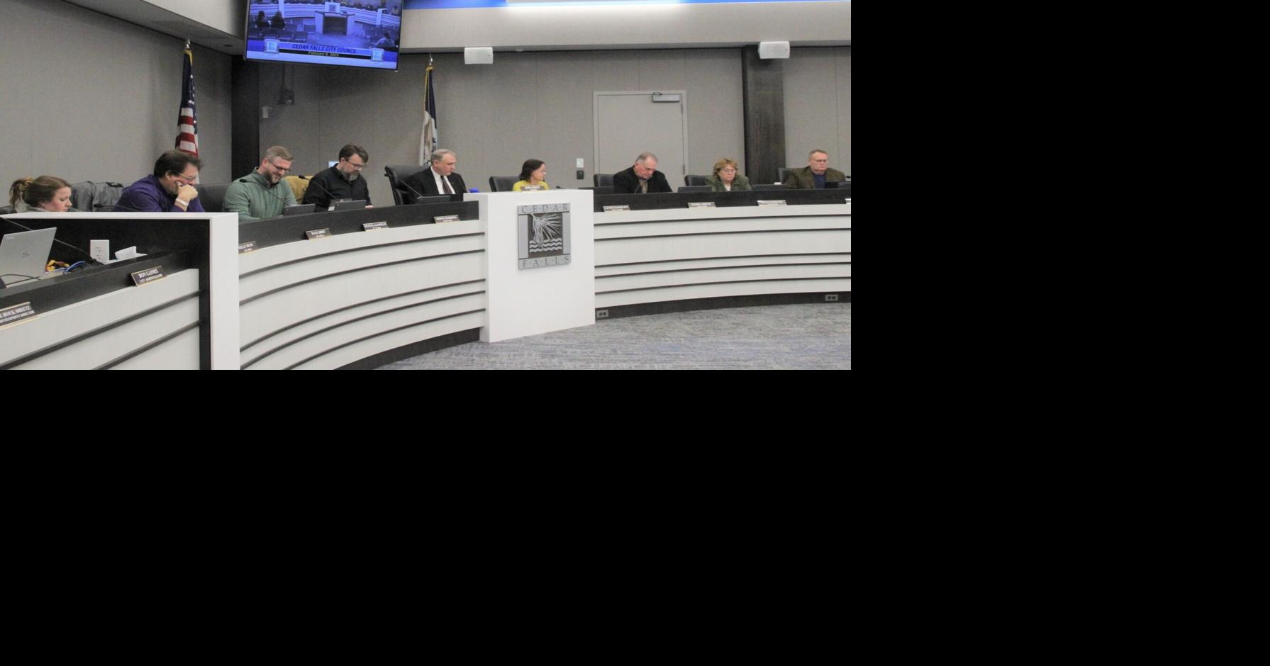 Split CF council allows Bostwick to be paid as city's 'consultant' until Oct. 15 retirement