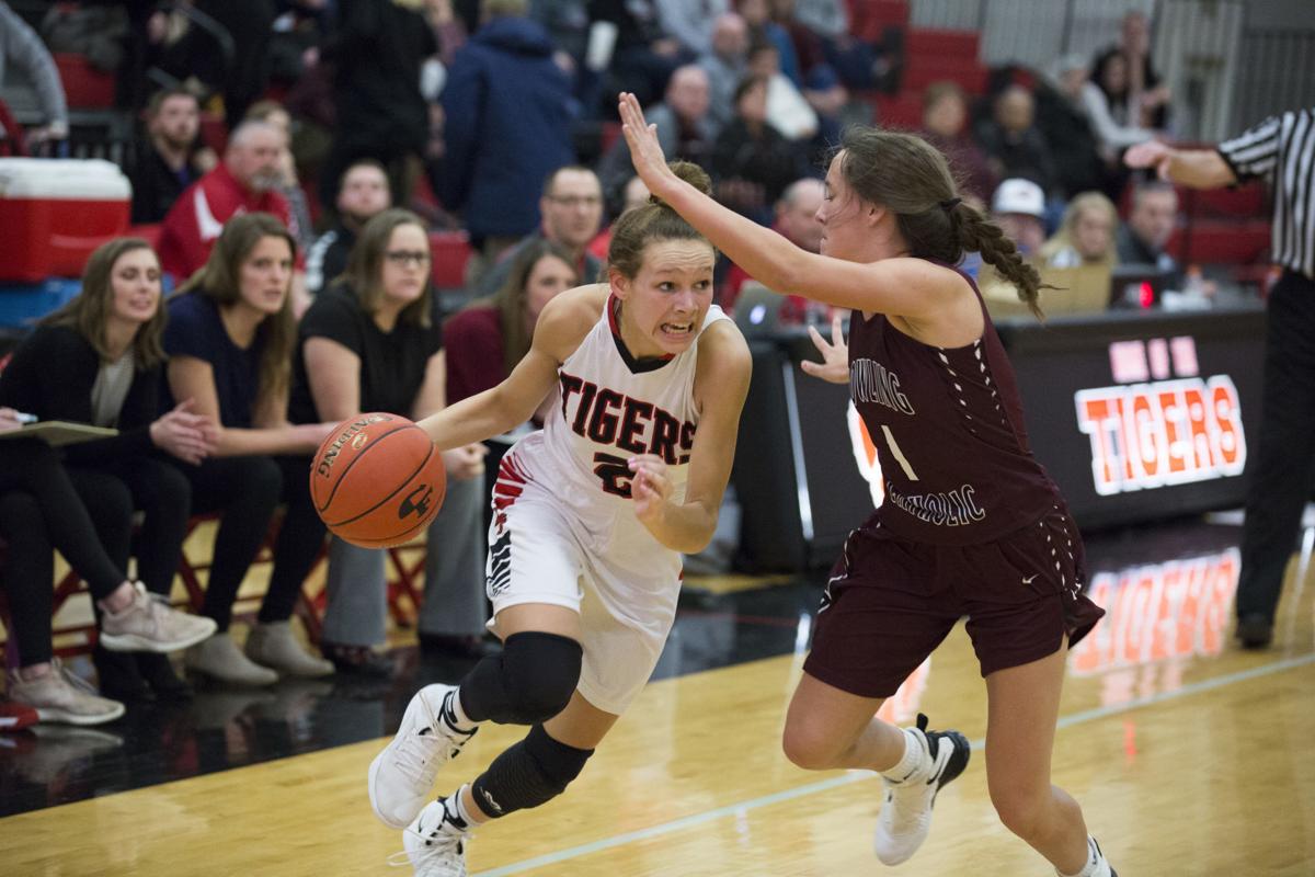 021919kw-cf-girls-regional-bball-01