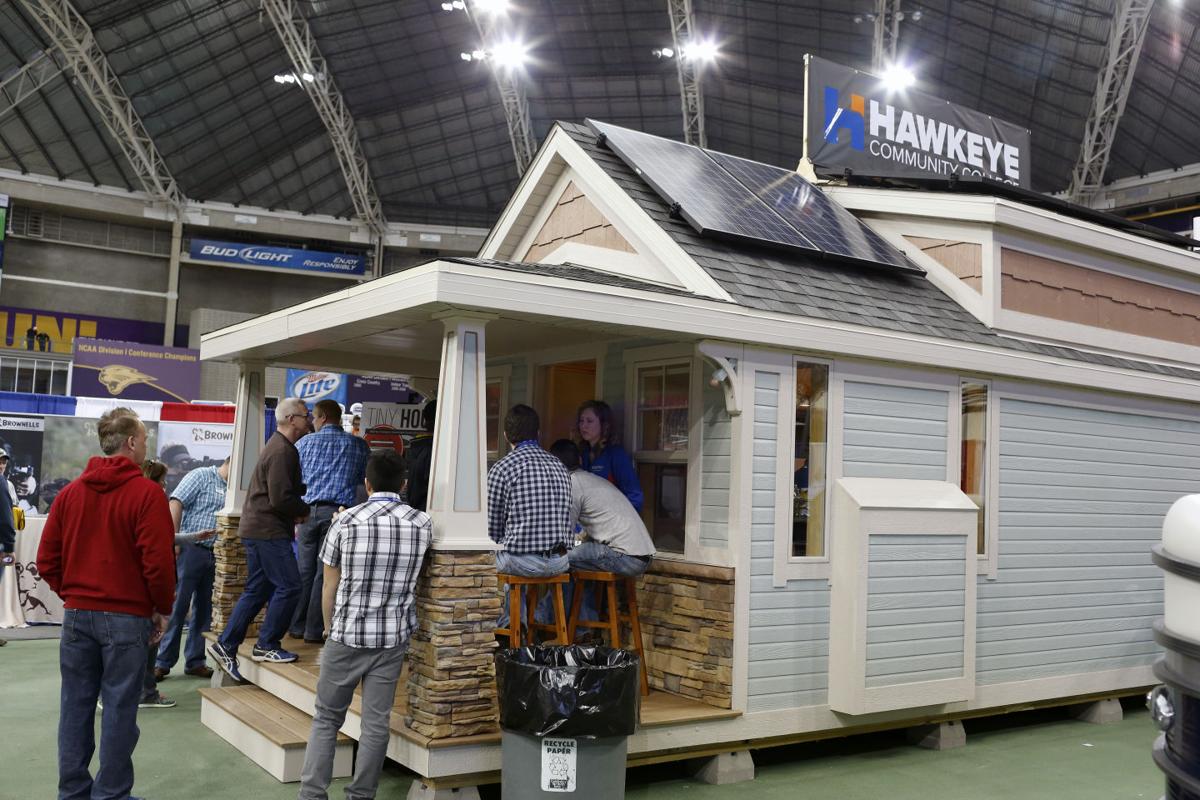 Hawkeye builders complete first 'tiny house' Local News