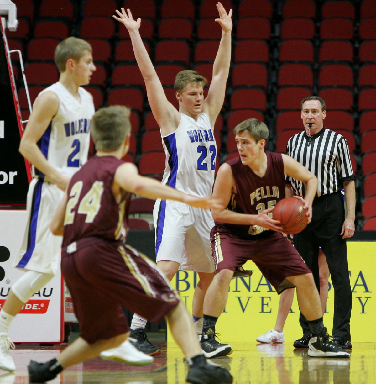Boys State Basketball Pella Christian Catches Dike New Hartford