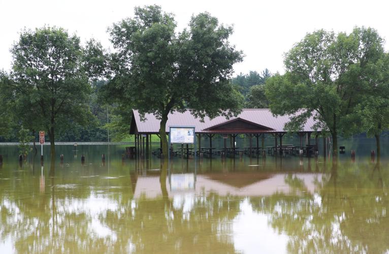UPDATE One dead, many evacuated in NE Iowa flooding