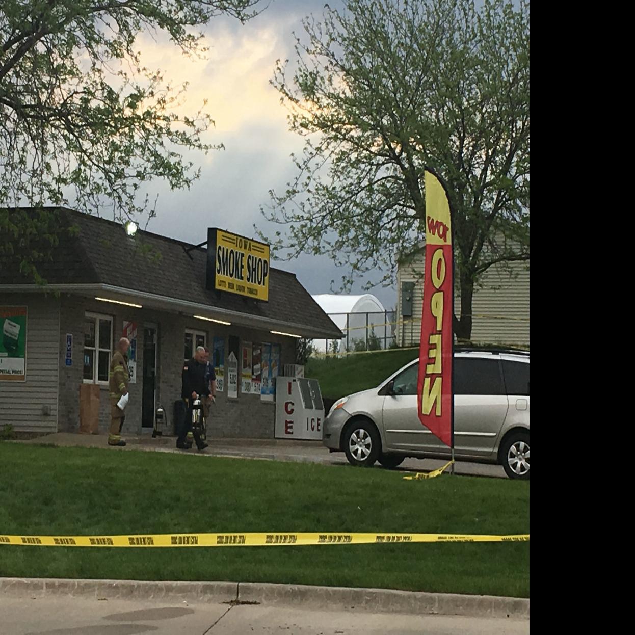 New Details 2 Dead 2 Injured In Shooting Outside Iowa