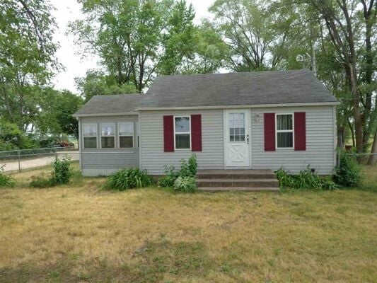 2 Bedroom Home in Cedar Falls - $79,000