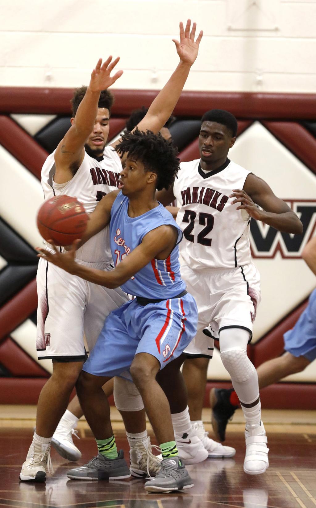 Photos Dubuque Senior At Waterloo West Basketball Boys