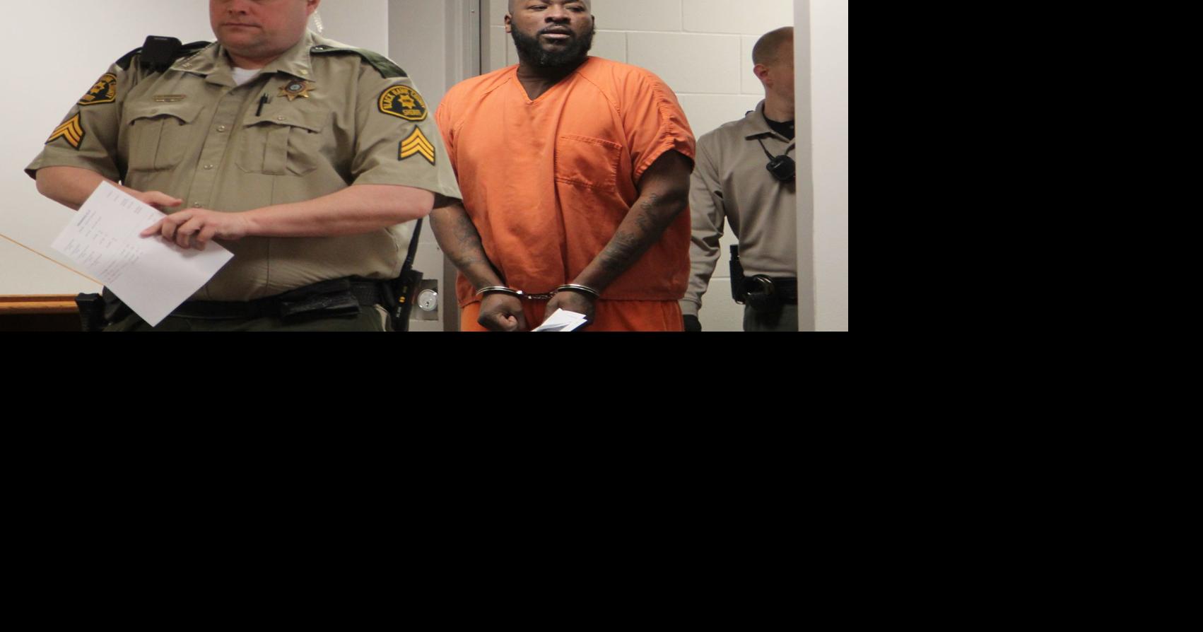 Double murder suspect returns to Iowa (PHOTOS)