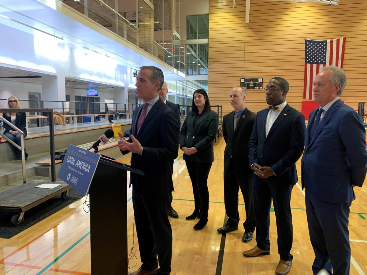 120519ar-mayors-pc-1