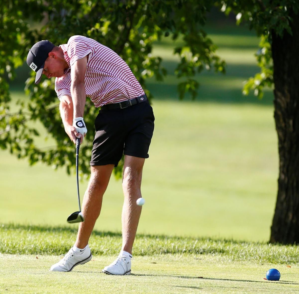 Boys' state golf Sawyer leads, Cedar Falls in fourth after one round