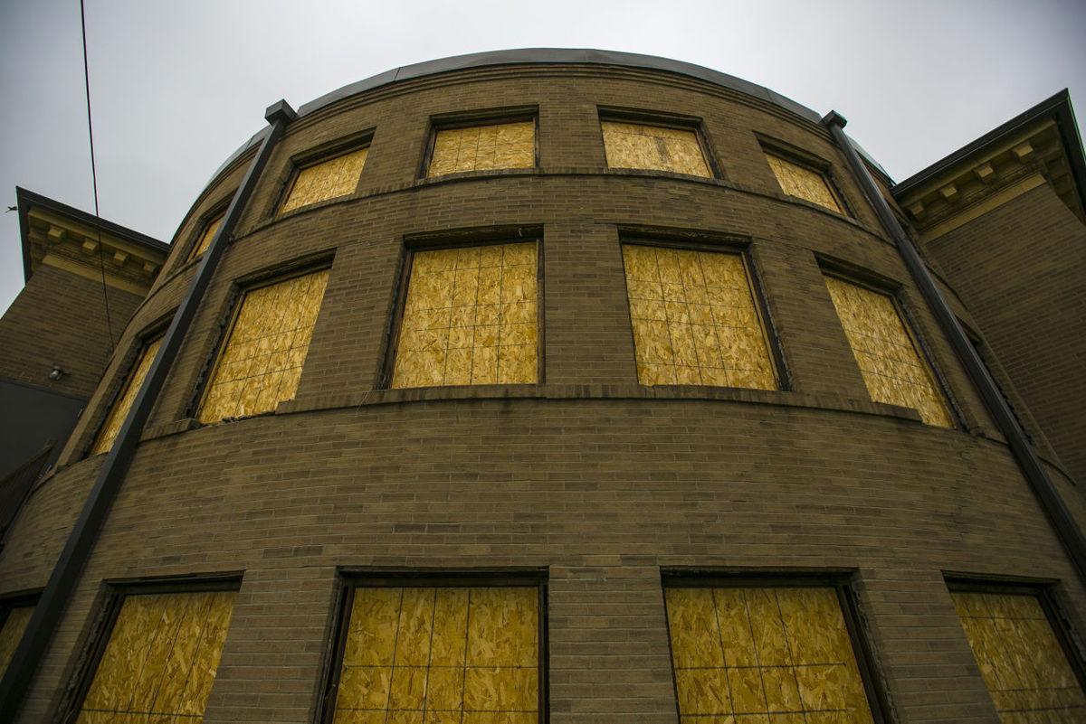 Costs reduced for curved wall of Hampton library