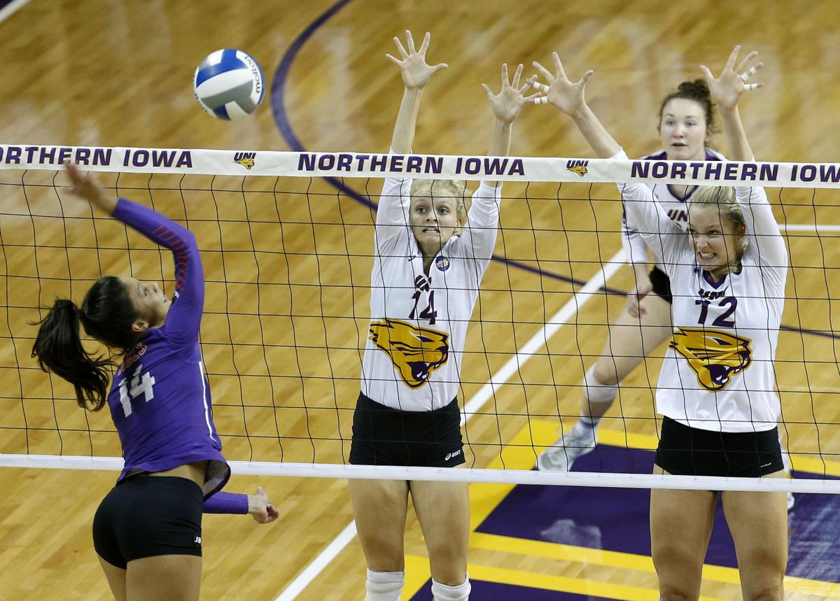 100818bp-uni-evansville-vb-5