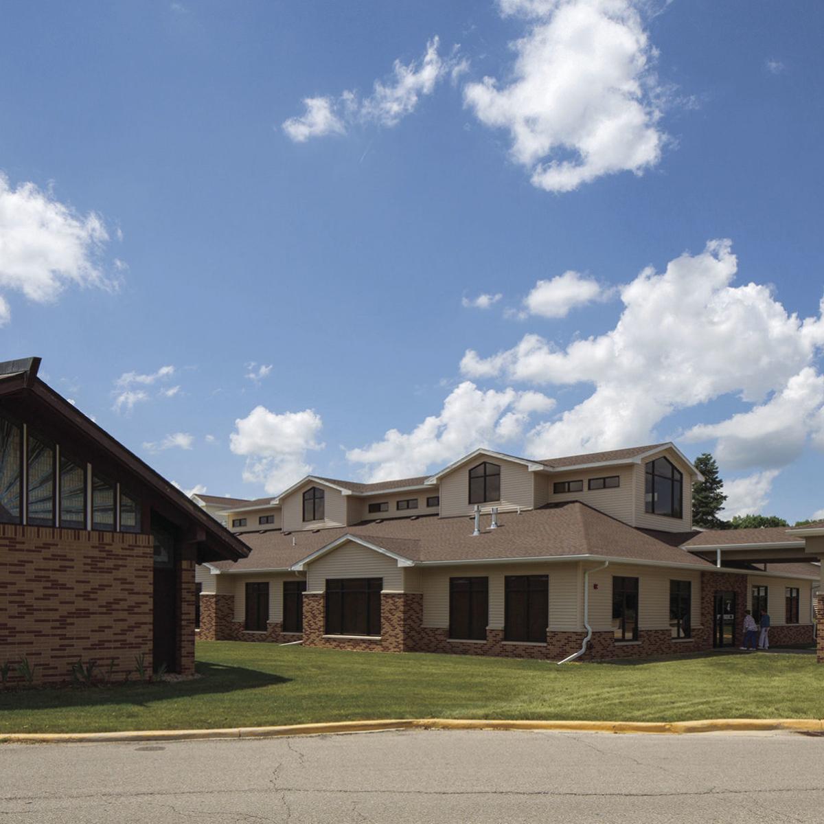 Newaldaya Lifescapes Employee Tests Positive For Covid 19 Local News Wcfcourier Com