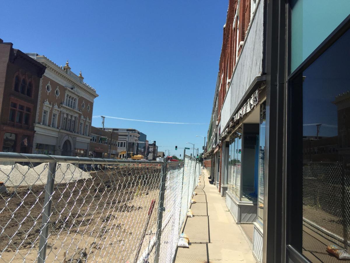 Iowa Falls businesses get a little help during makeover of business