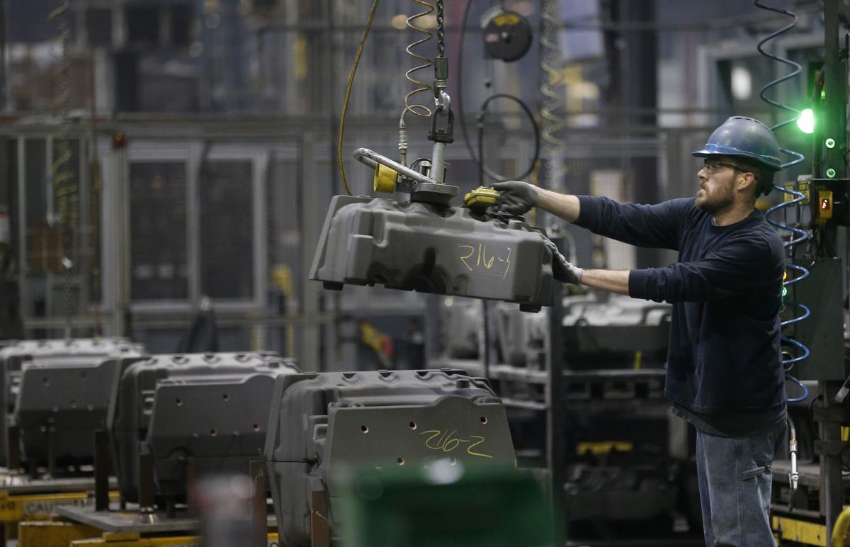 PHOTOS Deere leaps into second century in Waterloo Progress2018