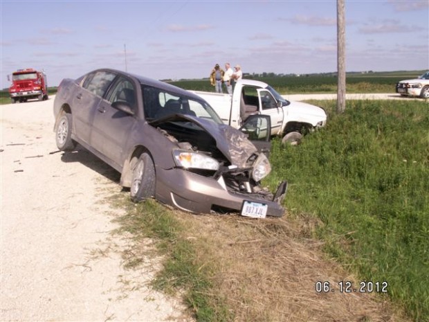 PICTURE: Strawberry Pt. woman hurt in 2-vehicle crash in Fayette Co.