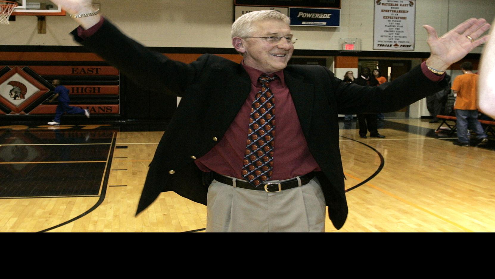 Update Community Reeling From Deaths Of Jerry Jane Slykhuis Cedar Falls Tigers Wcfcourier Com