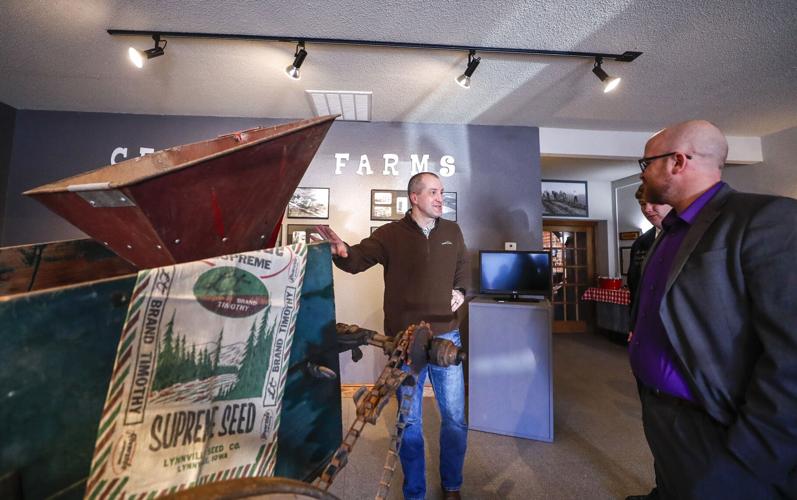 Iowa ag secretary visits La Porte City