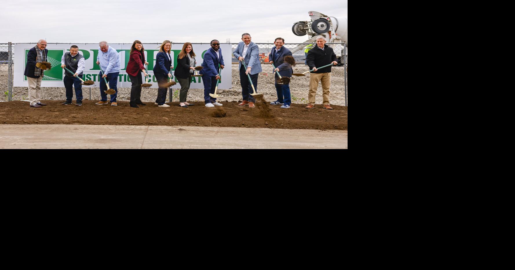 Construction of downtown sports tournament arena underway