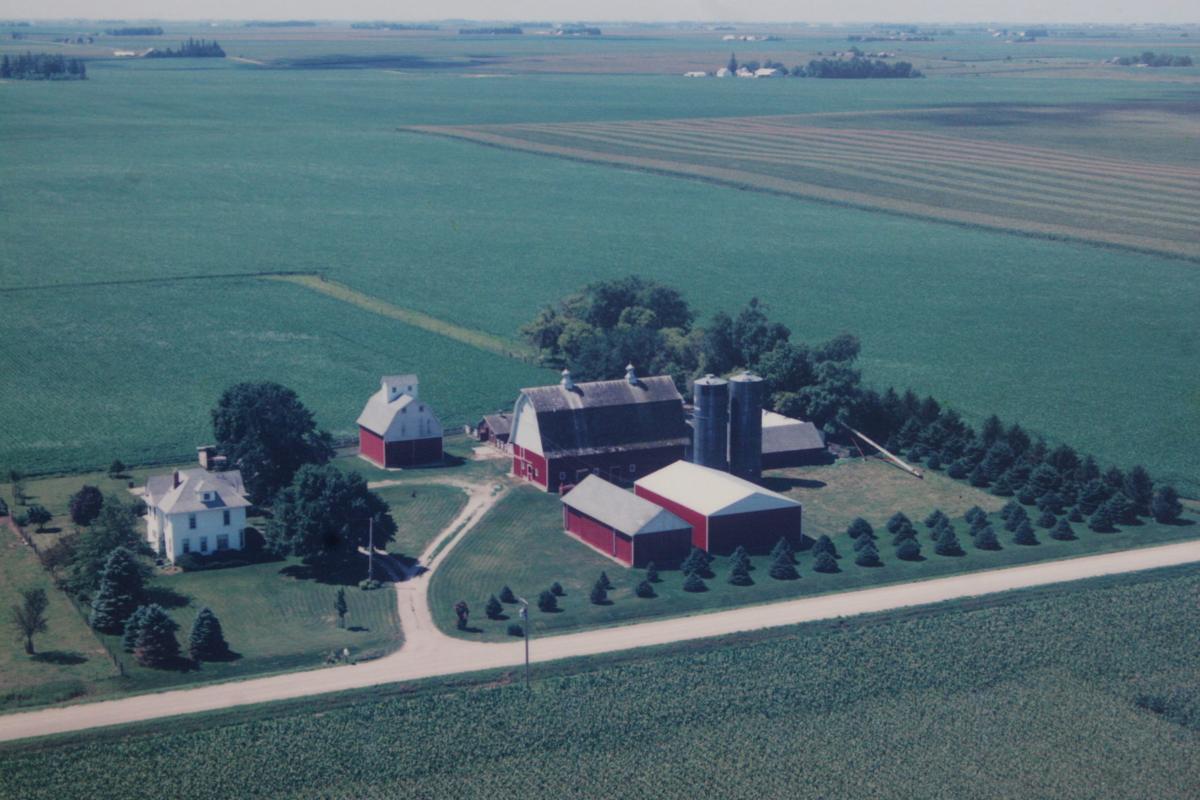 Grundy County farmer, photojournalist organizing ag tour for international visitors Local News